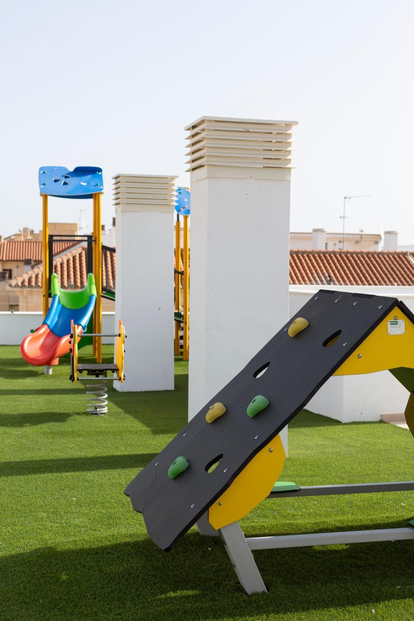 Apartamentos Martalia Aticos Deluxe Ronda Luaran gambar